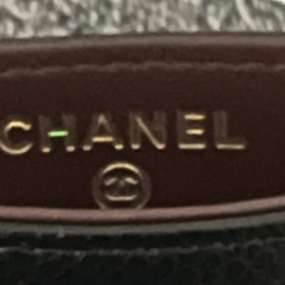 CHANEL•BNIB CAVIAR CARD HOLDER